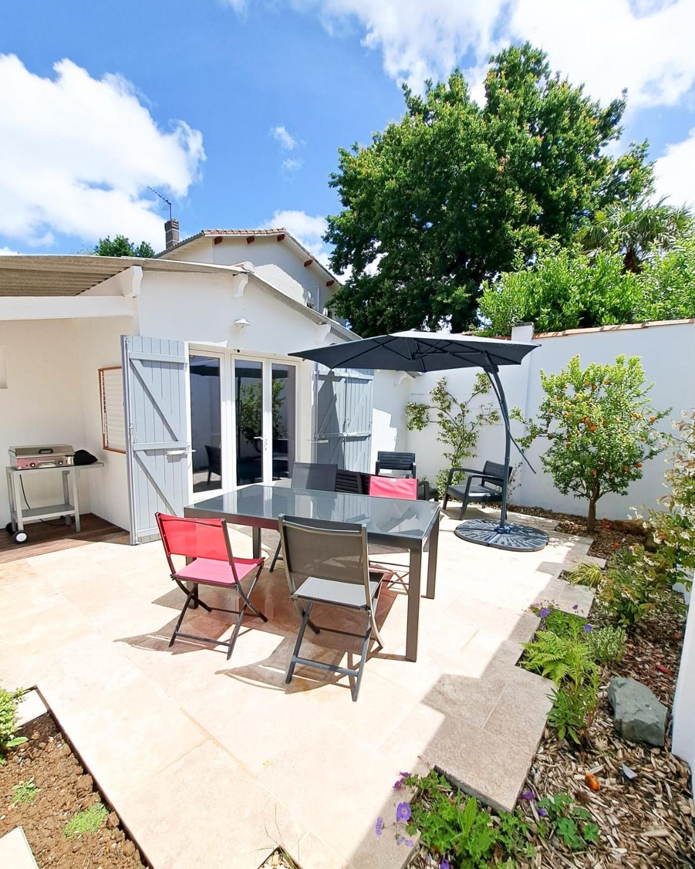 Mariella - Maison Familiale, Wifi, 500M De La Plage Royan Exterior photo