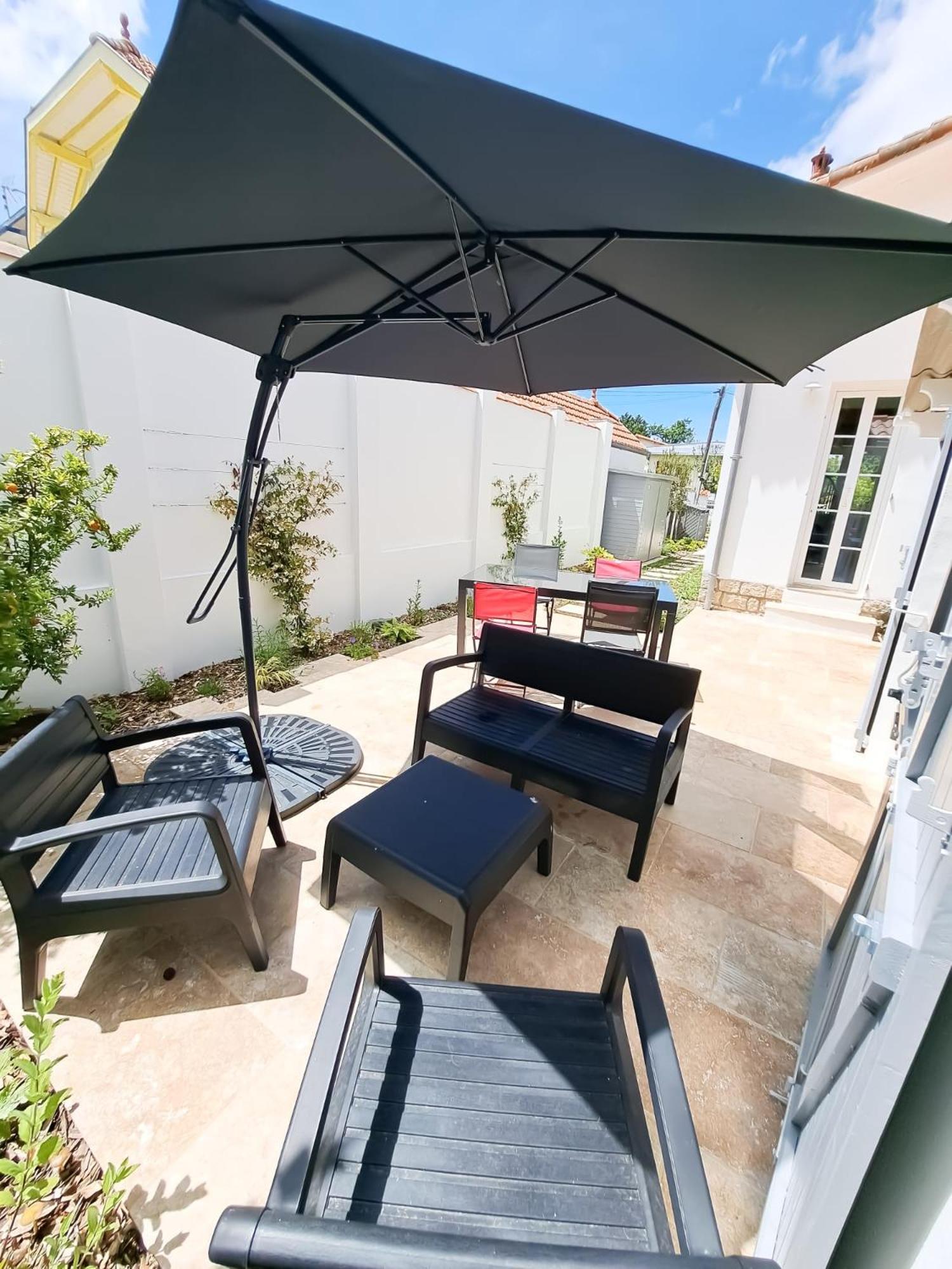 Mariella - Maison Familiale, Wifi, 500M De La Plage Royan Exterior photo